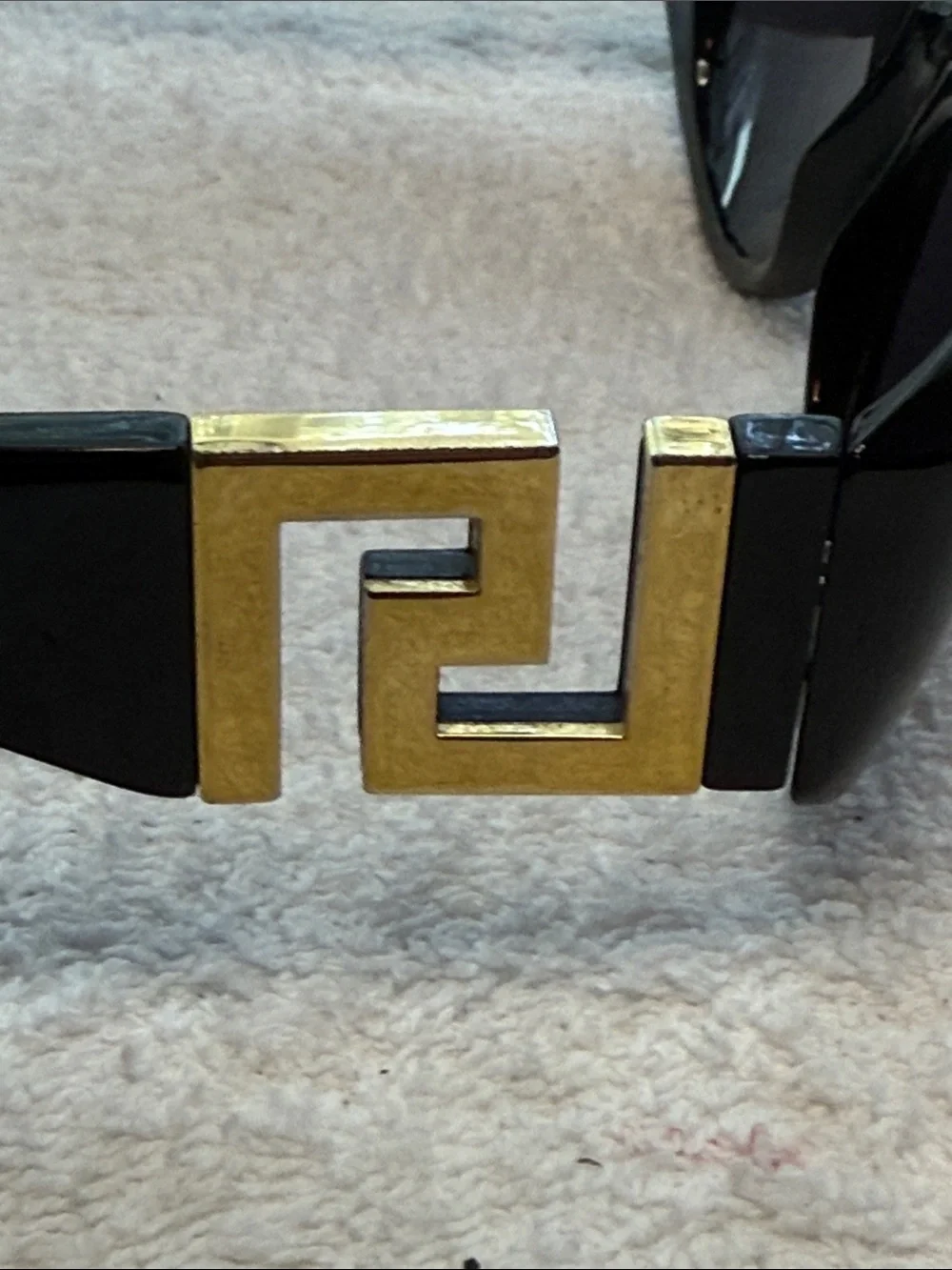 Gianni Versace Unisex vintage Gureka MOD T24 Sunglasses with Medusa Case